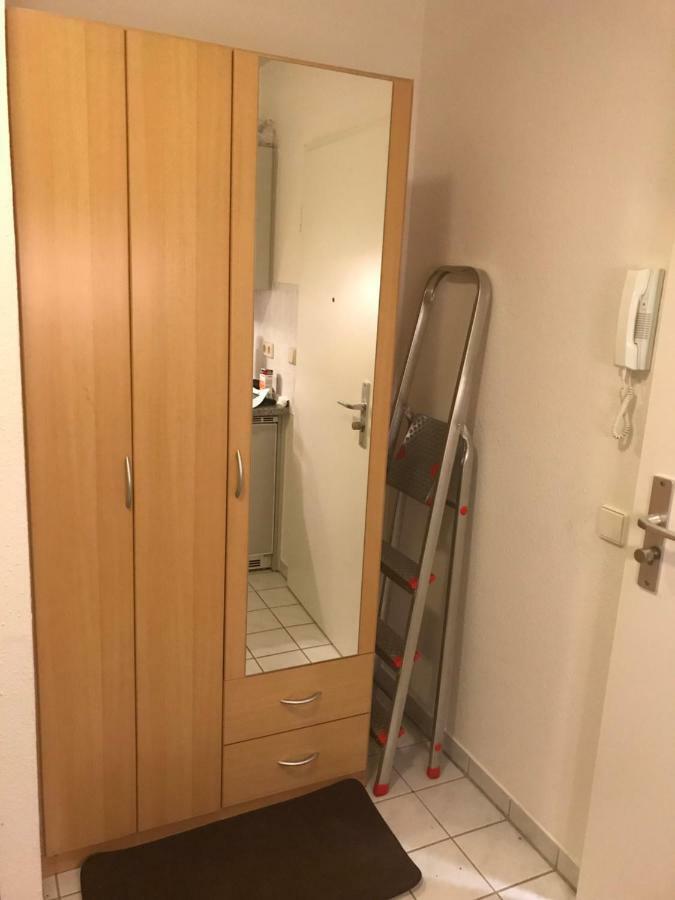 Kleine Wohnung Im Gruenen Dresden Exteriör bild